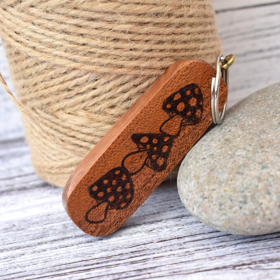 Pyrography keyring with toadstools. Hand burned sapele wood key ring.