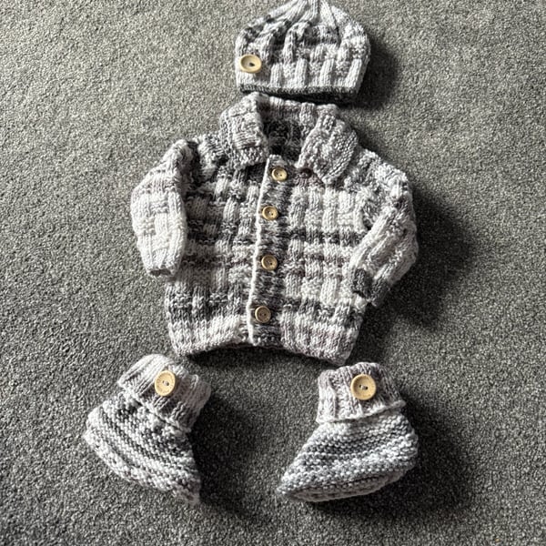 Hand knitted Baby Gifts