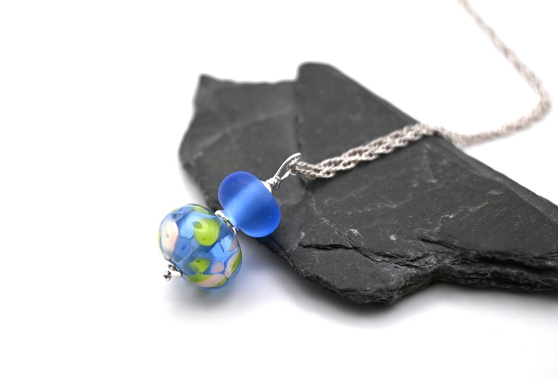 blue glass pendant necklace