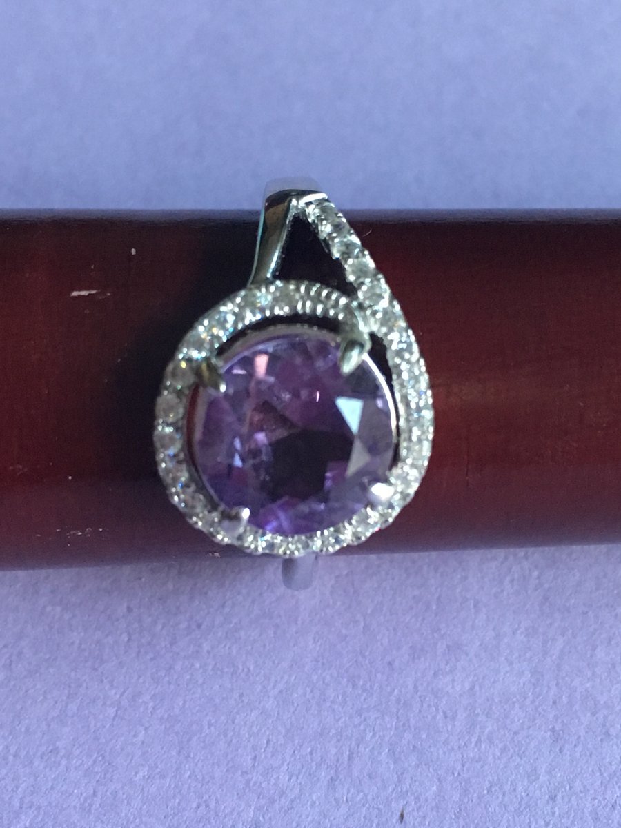 Silver and amethyst ring 