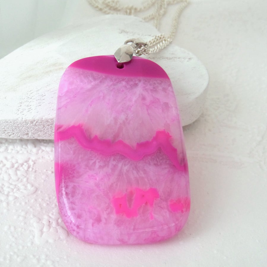 Pink druzy agate pendant necklace