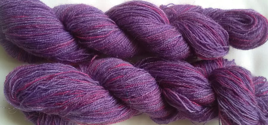25g Hand-dyed Laceweight Lambswool medium purple and pink mix