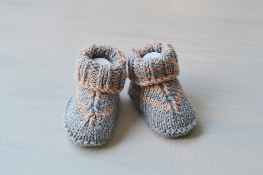 Newborn Boys Gender Reveal,  Knitted Boots Baby Booties