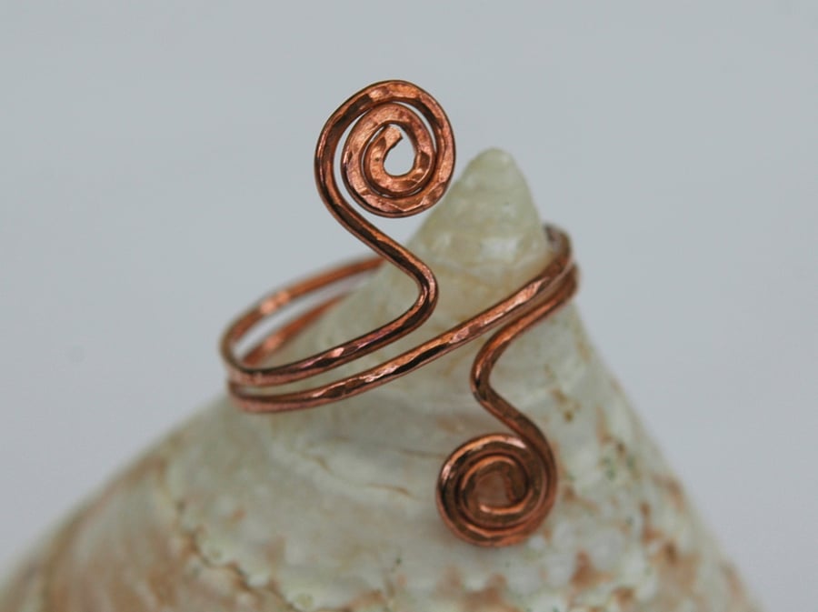 Hammered Copper Ring with two spirals, size O or Q