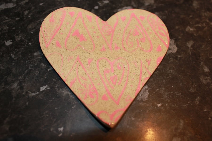 Handmade ceramic valentine heart dish decoration with pink heart detail 