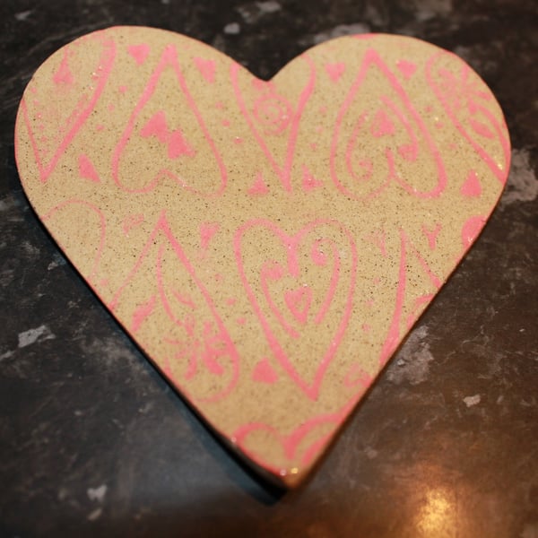 Handmade ceramic valentine heart dish decoration with pink heart detail 