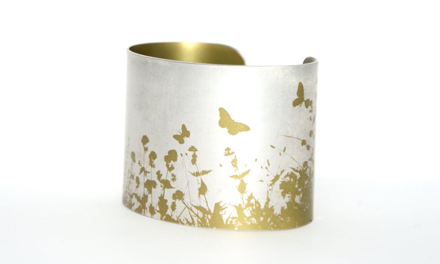 Summer hedgerow cuff olive