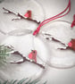 Robin on a snowy branch - glass Christmas tree decoration - Image 2