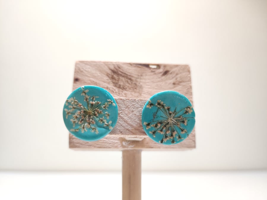 Pressed flower polymer clay blue stud earrings