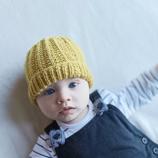 Hand Knitted baby Girl Boys hat 3 Sizes Brim hat Newborn