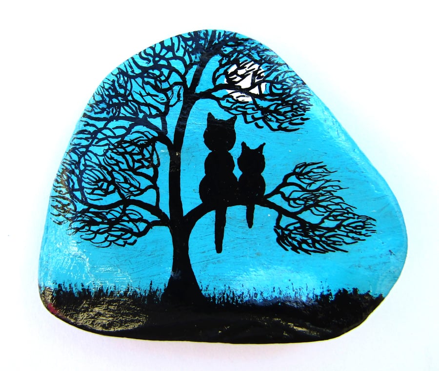 Hand Painted Shell, Cat Kitten Tree Silhouette, Kids Art Gift, Magnet (Optional)