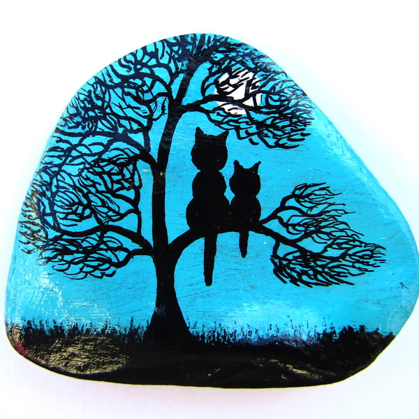 Hand Painted Shell, Cat Kitten Tree Silhouette, Kids Art Gift, Magnet (Optional)