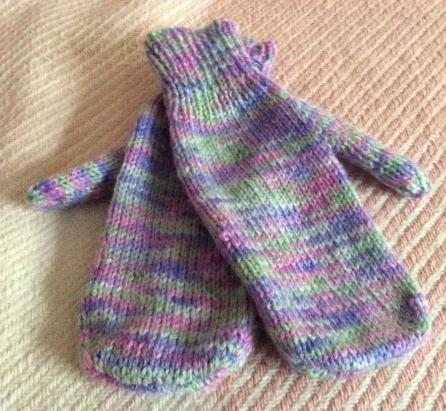 Hand Knitted Mittens Muted Pastel Lilac Pattern Adult size