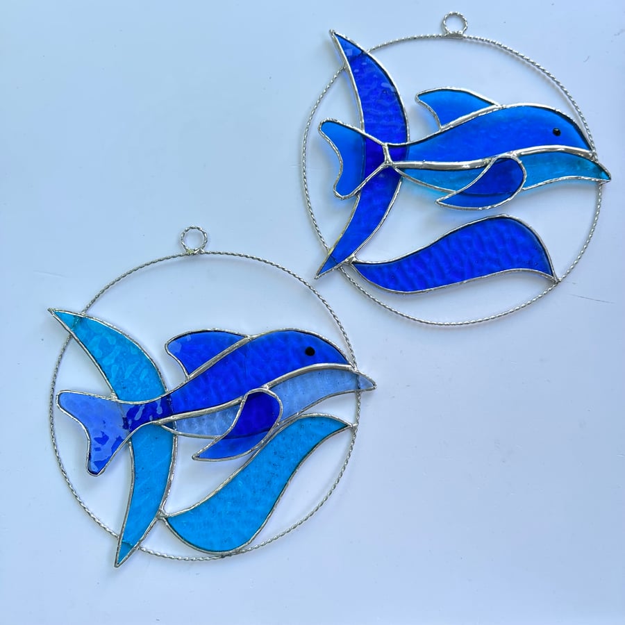 Stained Glass Dolphin Circle Suncatcher - Dolphin - Handmade Window Decoration 