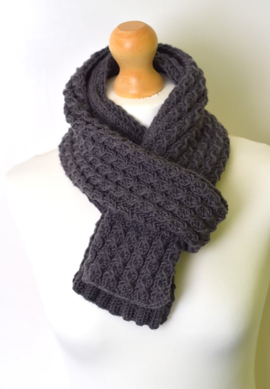 Hand Knitted Big Merino Wool Scarf - Unisex Winter Accessory - Grey Waffle Stich