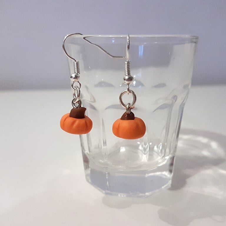 Retro pumpkin drop earrings Halloween, outfit, spooky,ONE PAIR SUPPLIED