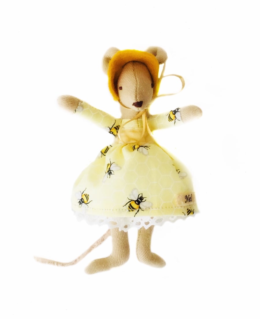 Easter Bonnet Mouse - Nell
