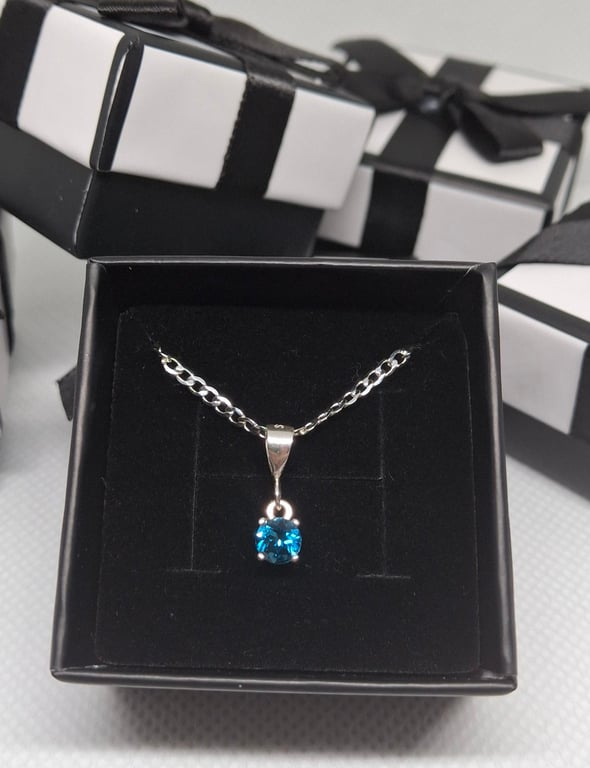 Natural London Blue Topaz Necklace – 5mm Gemstone in Sterling Silver