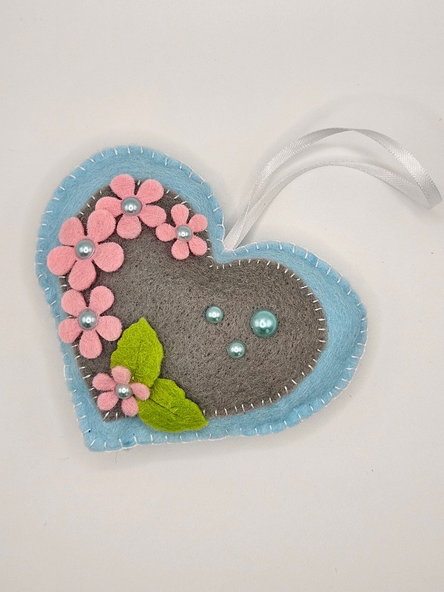 Heart and flowers hanging ornament