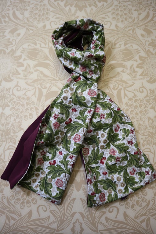 William Morris Scarf Leicester Green White