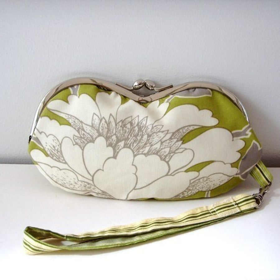 Amy Butler Tree Peony Wristlet PurseGlasses Case