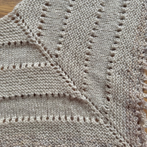 Hand knitted beige triangular scarf in beige premium acrylic yarn 