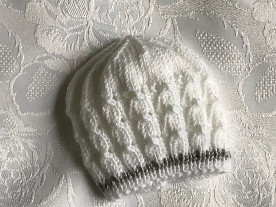Baby Girl's or Boy's Hand Knitted  White and Grey Beanie  hat, 0 -3 Months