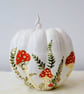 Hand Painted Wildflower Ceramic Pumpkin – Handmade Autumn Decoration with Gold