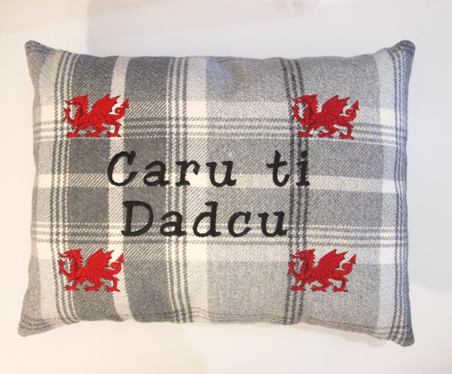 Caru ti Dadcu - Dadcu -Welsh Cushion