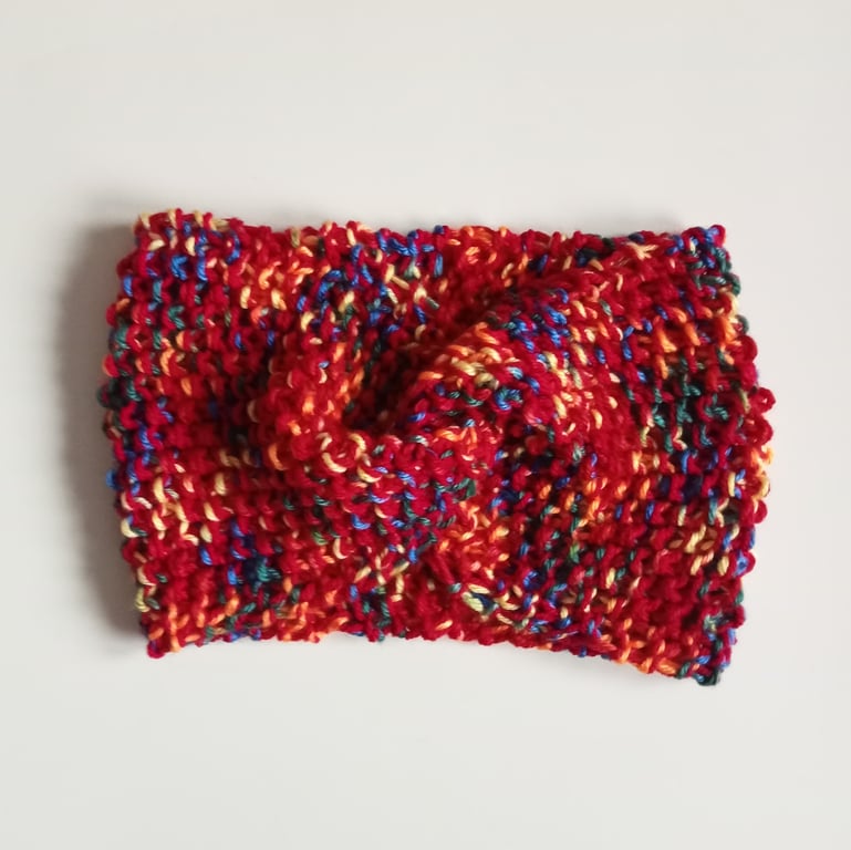 HAND KNIT Ladies Rainbow Red Ombre Headband