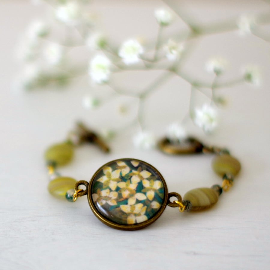 Green Flowers Bracelet with Green Gemstones, Green and Bronze Bracelet with Art 