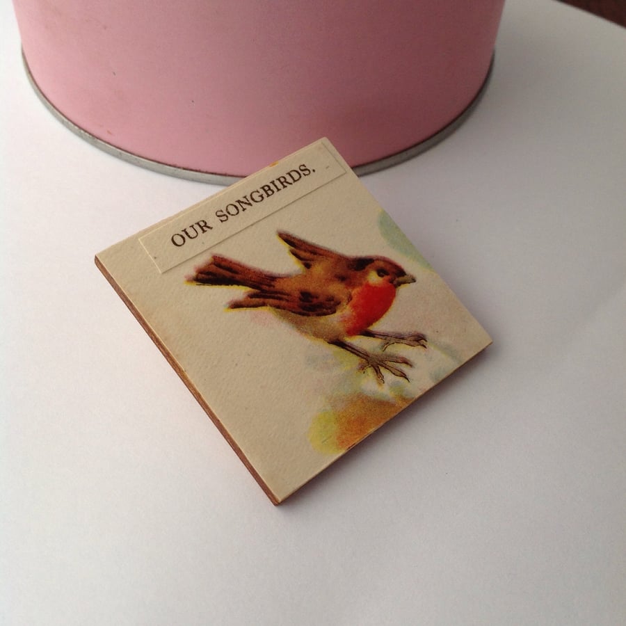 SALE Brooch, Vintage Paper Christmas Robin Bird Wooden Brooch