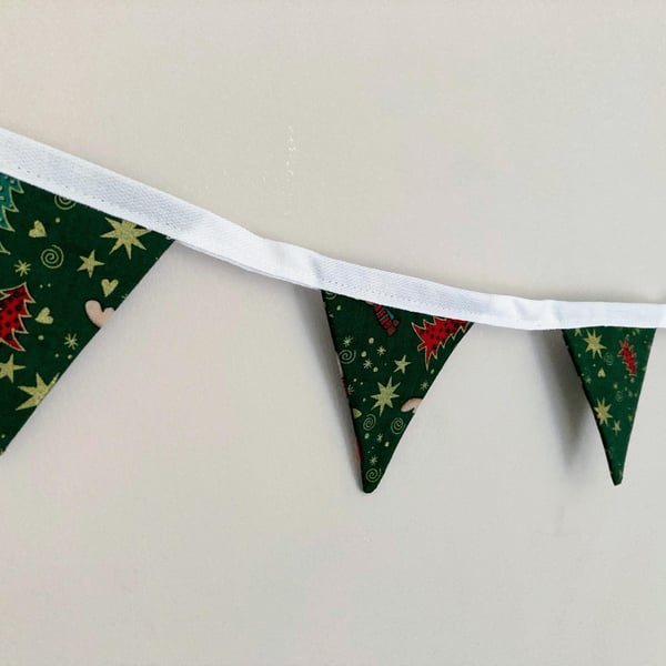 Green Christmas trees and stars cotton mini bunting. Double sided cotton fabric.