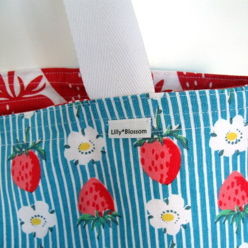 PDF Reversible Tea Towel Tote Sewing Pattern by LillyBlossom