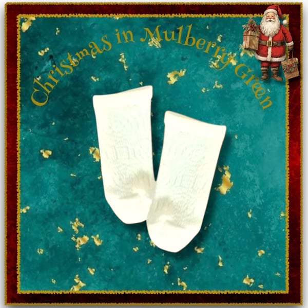 Cream Patterned Socks