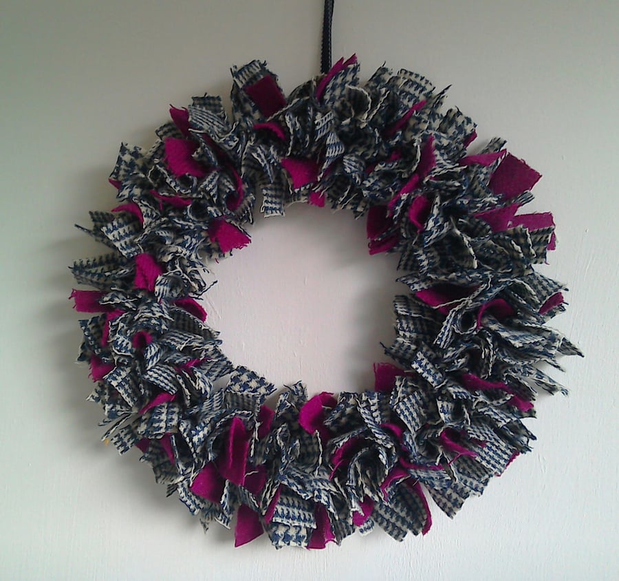 HarrisTweed navy and pink decorative wreath