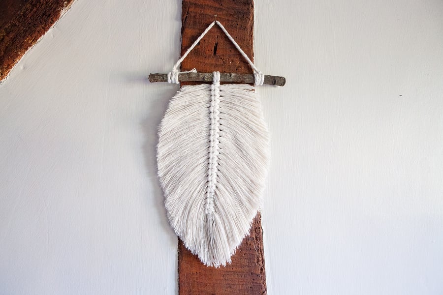Single Macrame Feather. Leaf Wall Hanging. Boho Wall Decor