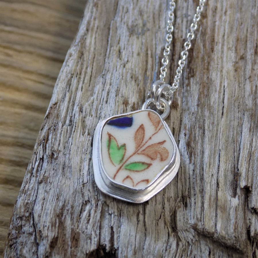 Sterling silver Thames pottery shard pendant