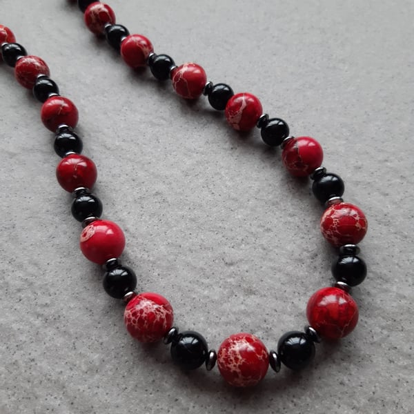 Red Terra Jasper Agate and Haematite Beaded Necklace Black Tone Clasp