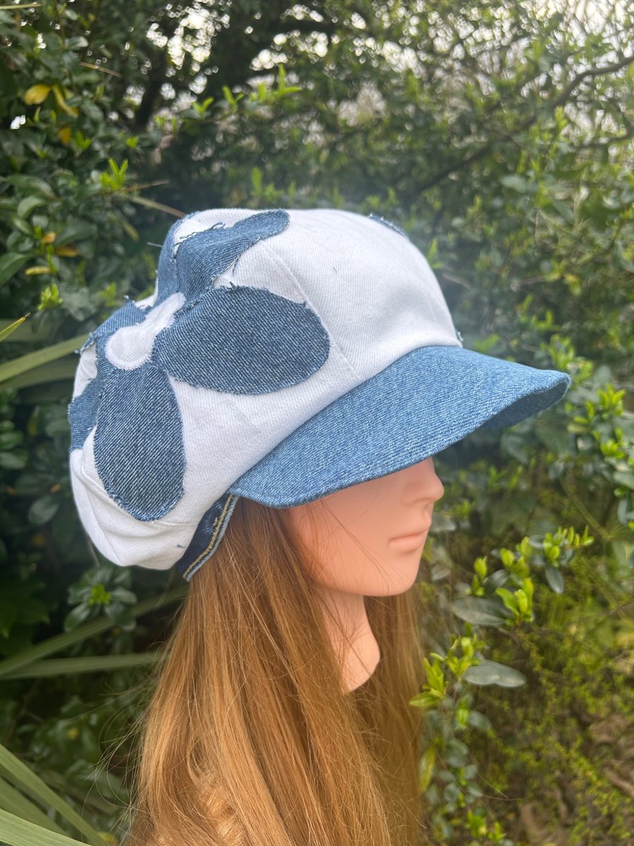 Women's white & blue flower denim Baker boy cap