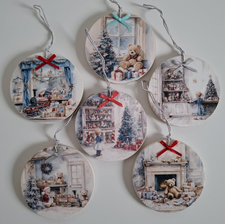 Set of 6 Handmade Decoupage Wood Slice Ornaments, Nostalgic Christmas Baubles
