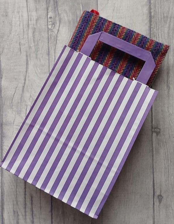 24 Purple & White Striped Paper Carrier Bags 23 x 18 x 8 cm