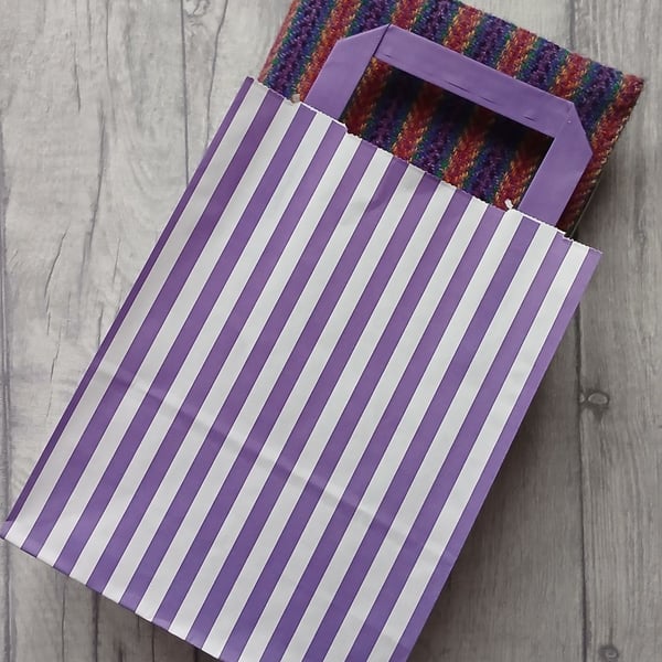 24 Purple & White Striped Paper Carrier Bags 23 x 18 x 8 cm