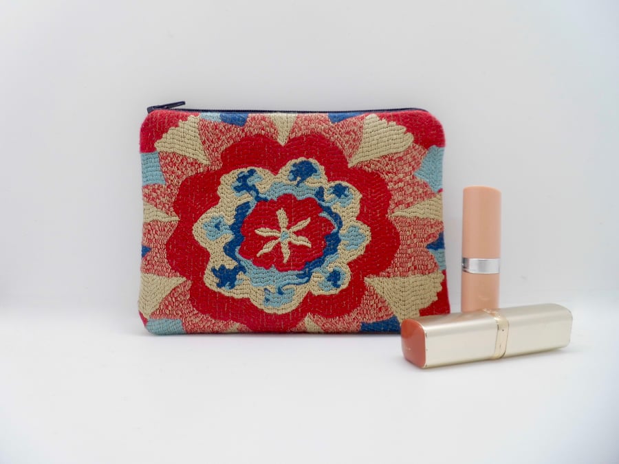Purse or make up bag in red 