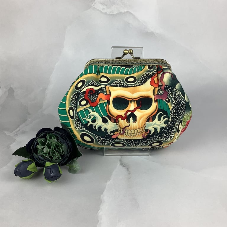 Skull small clutch bag, Gothic makeup bag, Optional chain, Handmade