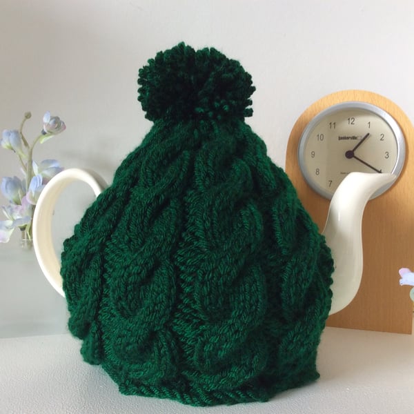Traditional Cable Tea Cosy - 4-6 cup pot