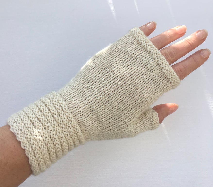 Alpaca and silk blend wrist warmers 