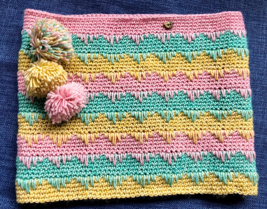 Spring Crochet Cowl, pom poms, crochet cowl, pink cowl, crochet spring cowl, 