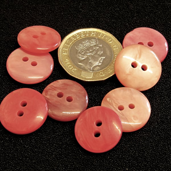 Vintage Buttons: Assorted Peach Coloured and Smooth 8x 16mm