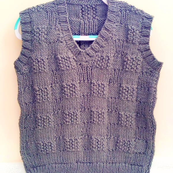 Child's Sleeveless Jumper with Large Basket Weave Pattern, Children's Clothes
